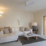 Yema House - Naoussa Bay *