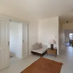 Yema House - Naoussa Bay Country house *