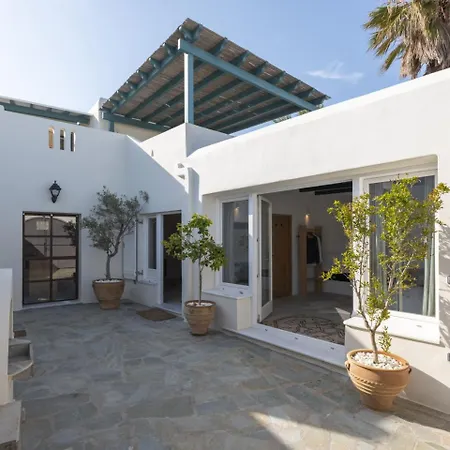 Yema House - Naoussa Bay Landsted