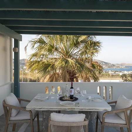 Yema House - Naoussa Bay