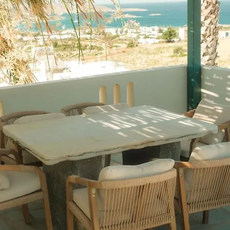 Yema House - Naoussa Bay Country house *