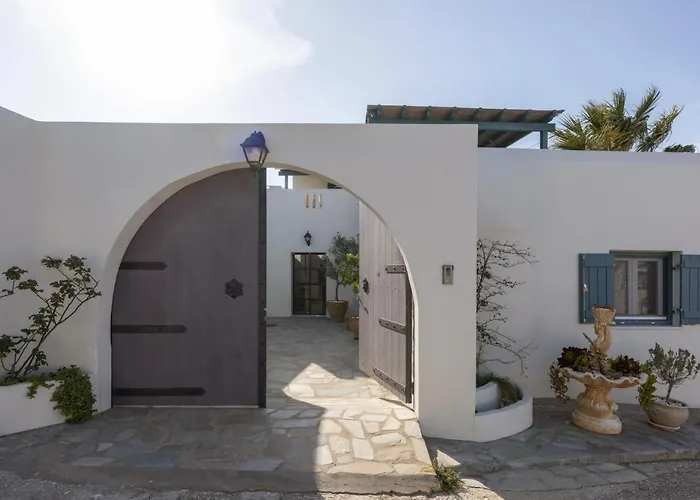 Yema House - Naoussa Bay