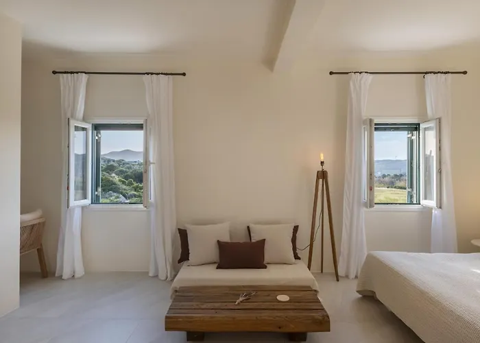 Yema House - Naoussa Bay *