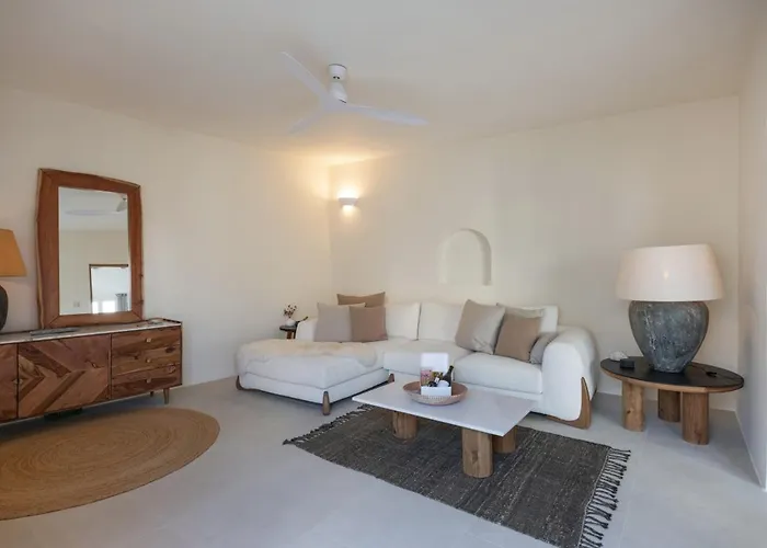 Yema House - Naoussa Bay *