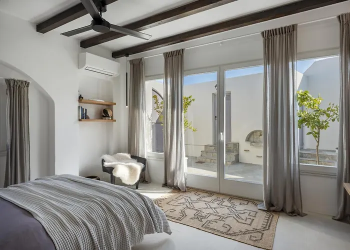 Yema House - Naoussa Bay * Protorgia