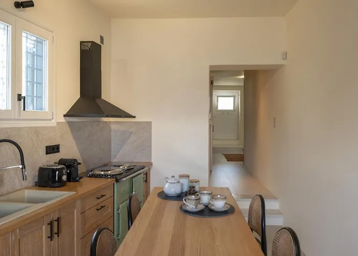 Yema House - Naoussa Bay *